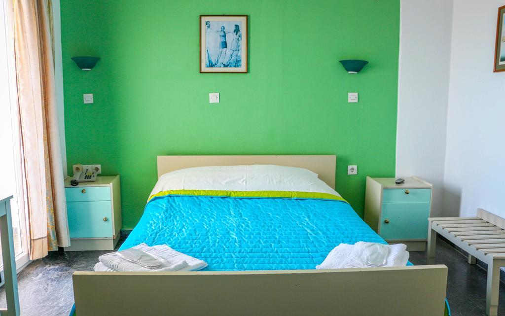 מלון Mirtos Hotel 2*