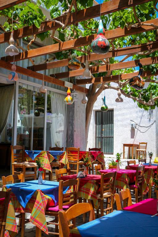 Mirtos Hotel מלון 2*
